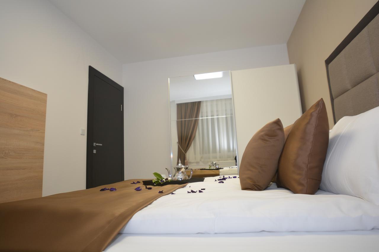 Apart Hotel Family Sarajevo Ngoại thất bức ảnh