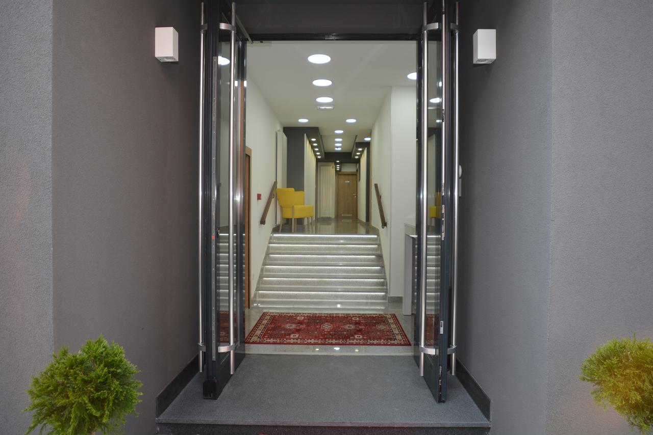Apart Hotel Family Sarajevo Ngoại thất bức ảnh