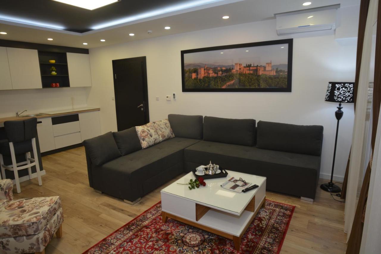 Apart Hotel Family Sarajevo Ngoại thất bức ảnh