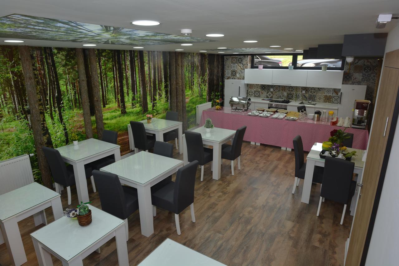 Apart Hotel Family Sarajevo Ngoại thất bức ảnh