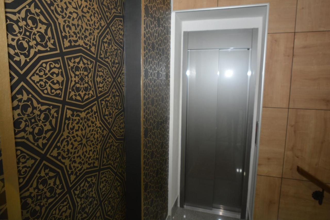 Apart Hotel Family Sarajevo Ngoại thất bức ảnh