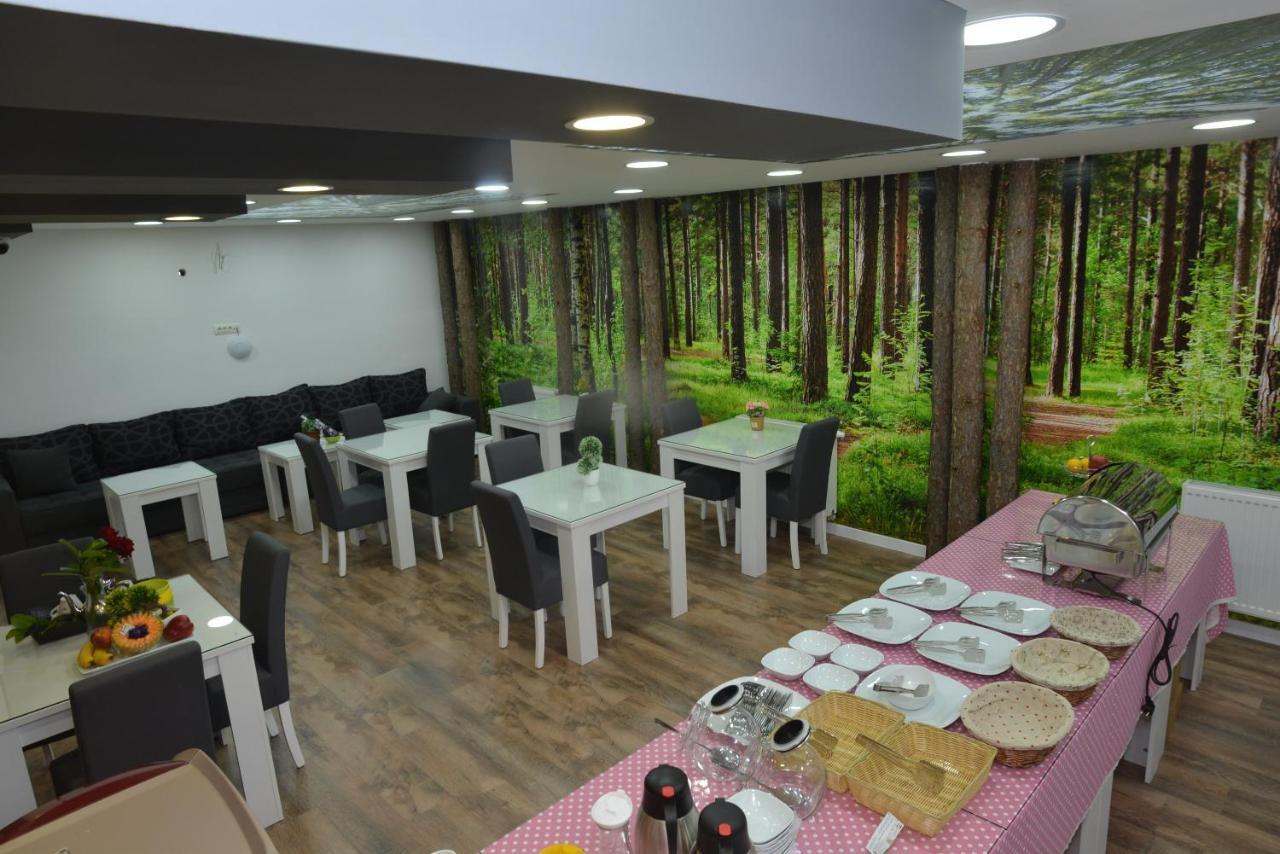 Apart Hotel Family Sarajevo Ngoại thất bức ảnh